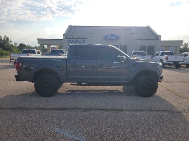 2018 Ford F-150 Raptor photo 20