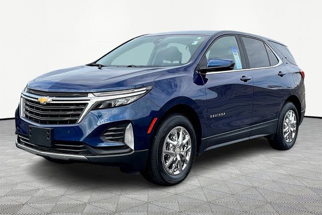 2022 Chevrolet Equinox LT photo 3