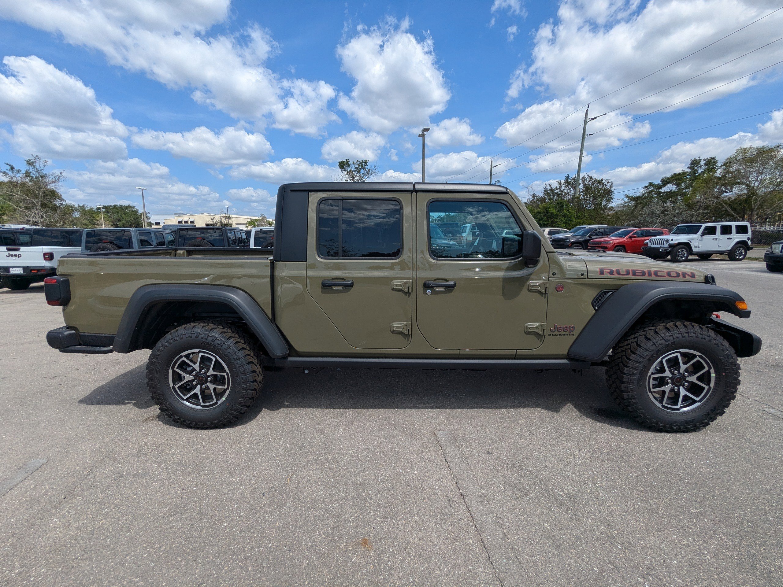 2025 Jeep Gladiator Rubicon photo 4