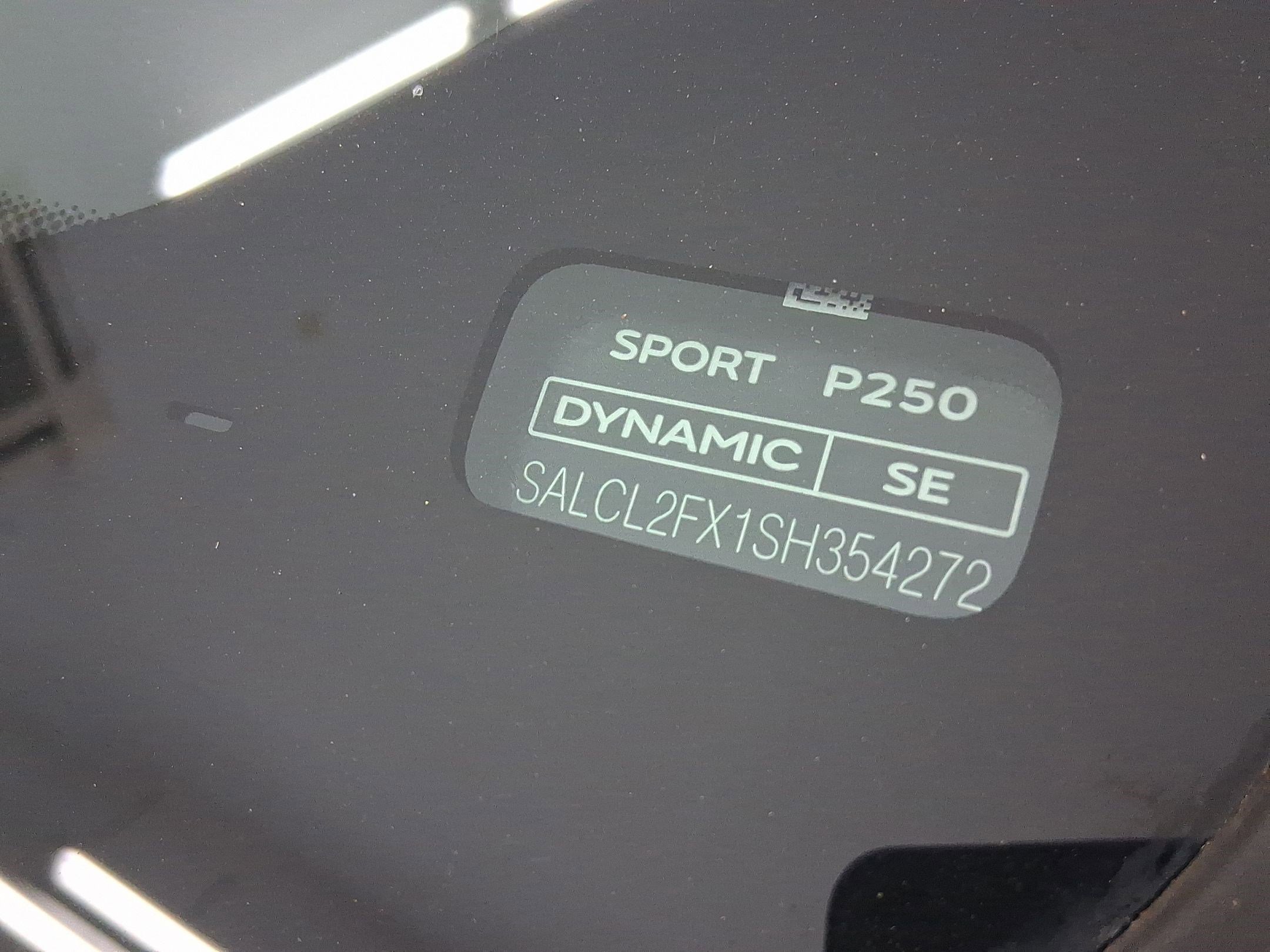 2025 Land Rover Discovery Sport Dynamic SE photo 16