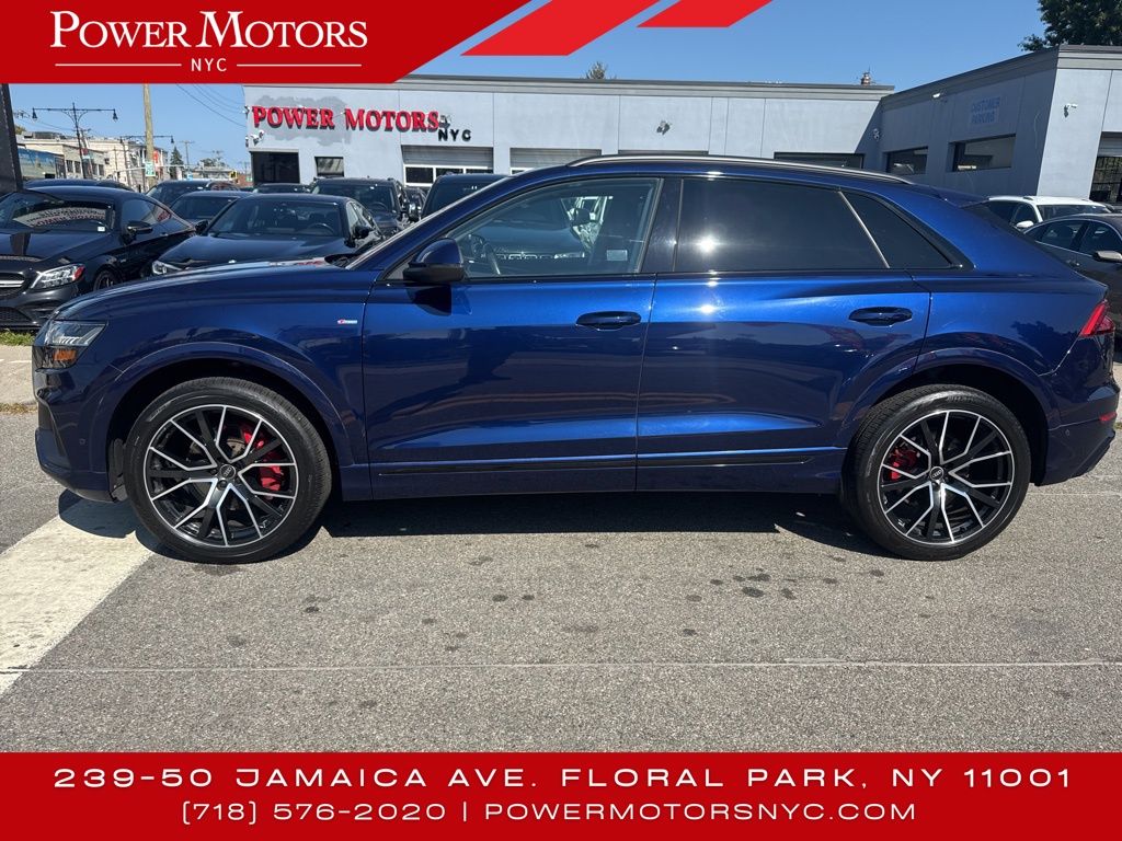 2022 Audi Q8 line Premium Plus photo 2