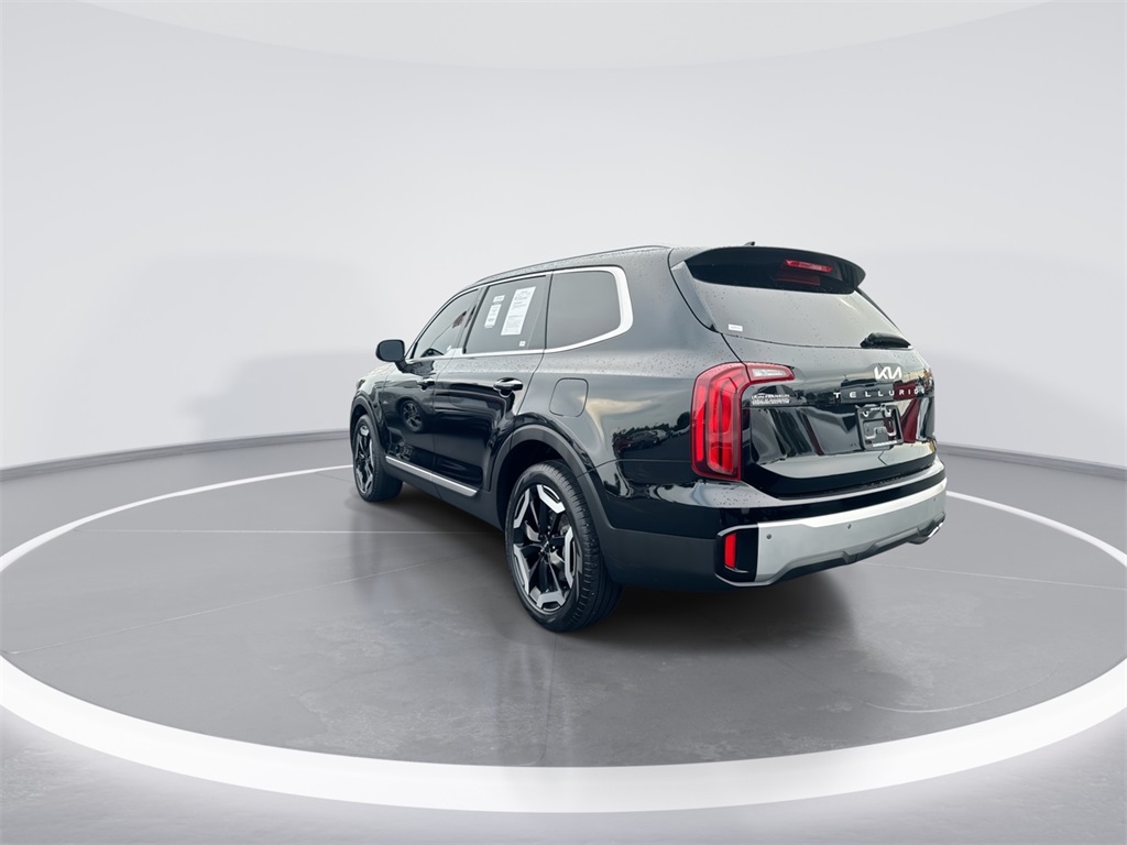 2024 Kia Telluride S photo 6