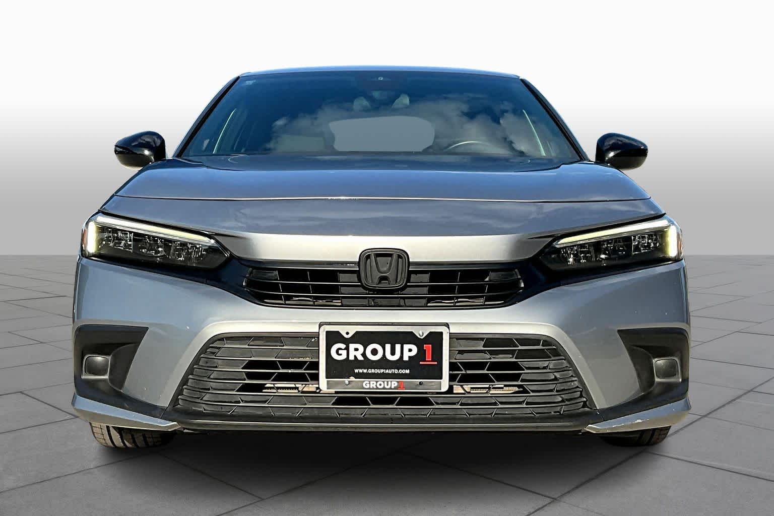 2022 Honda Civic Sport photo 3