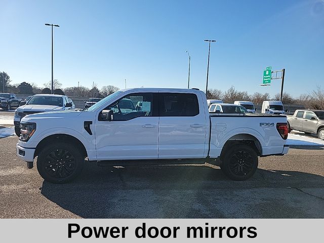 2025 Ford F-150 XLT photo 2