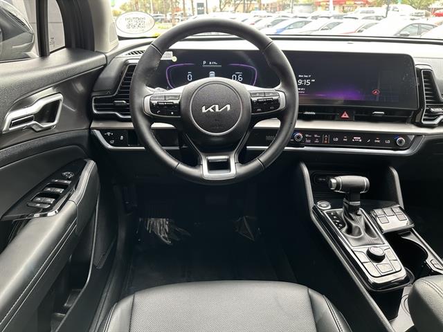 2025 Kia Sportage EX photo 17
