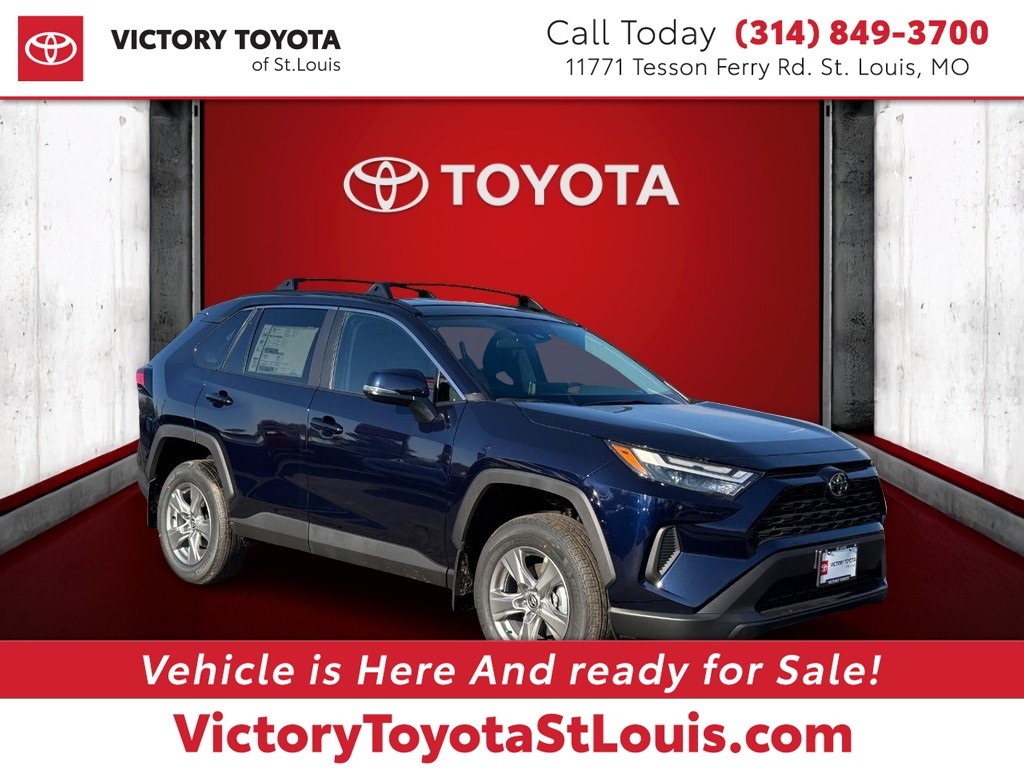 2025 Toyota RAV4 XLE's photo