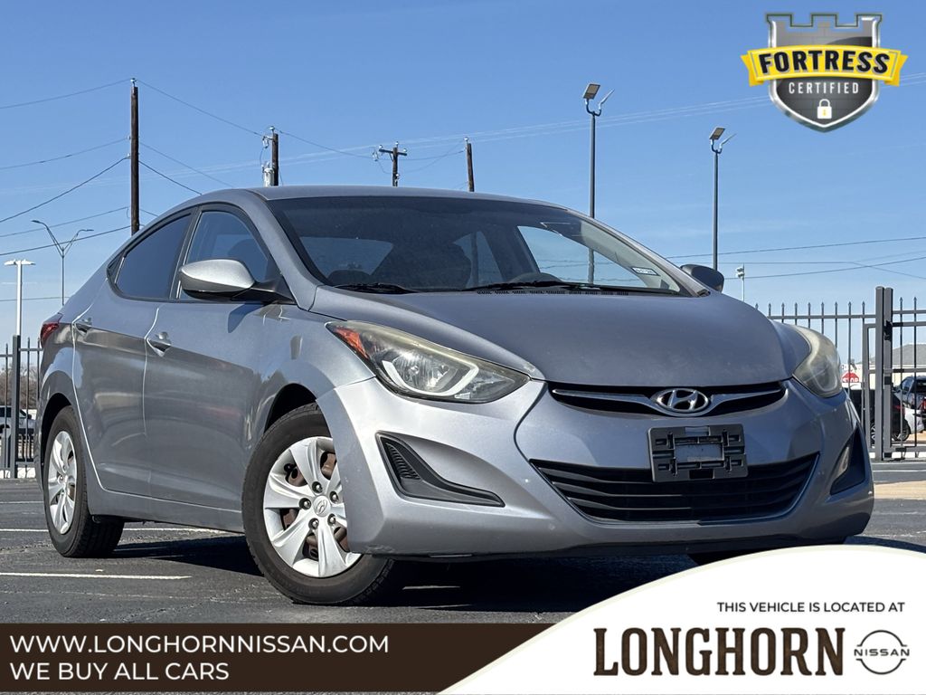 2016 Hyundai Elantra SE