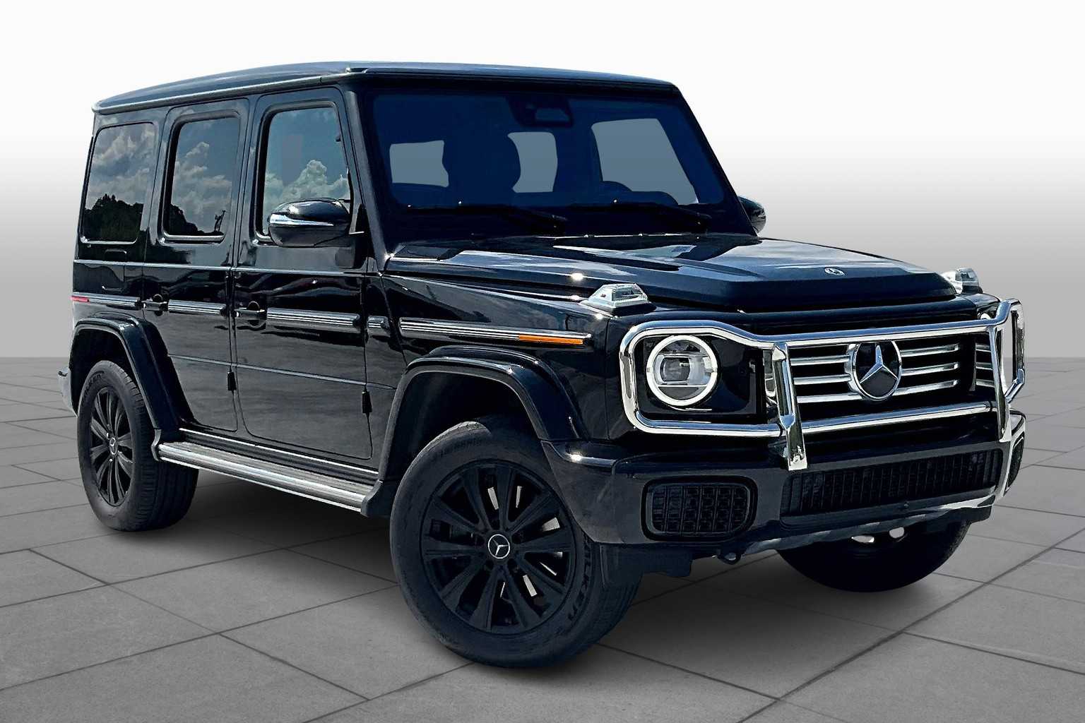 2025 Mercedes Benz G 550 photo 2