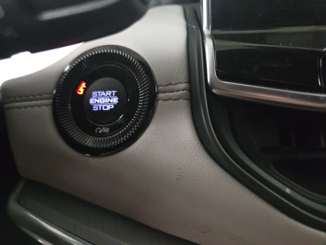 2023 Jeep Compass Limited photo 9