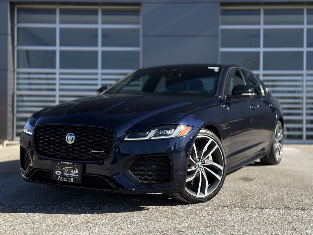 2024 Jaguar XF R-Dynamic SE's photo