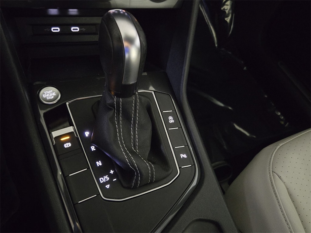 2021 Volkswagen Tiguan SE R-Line Black photo 19