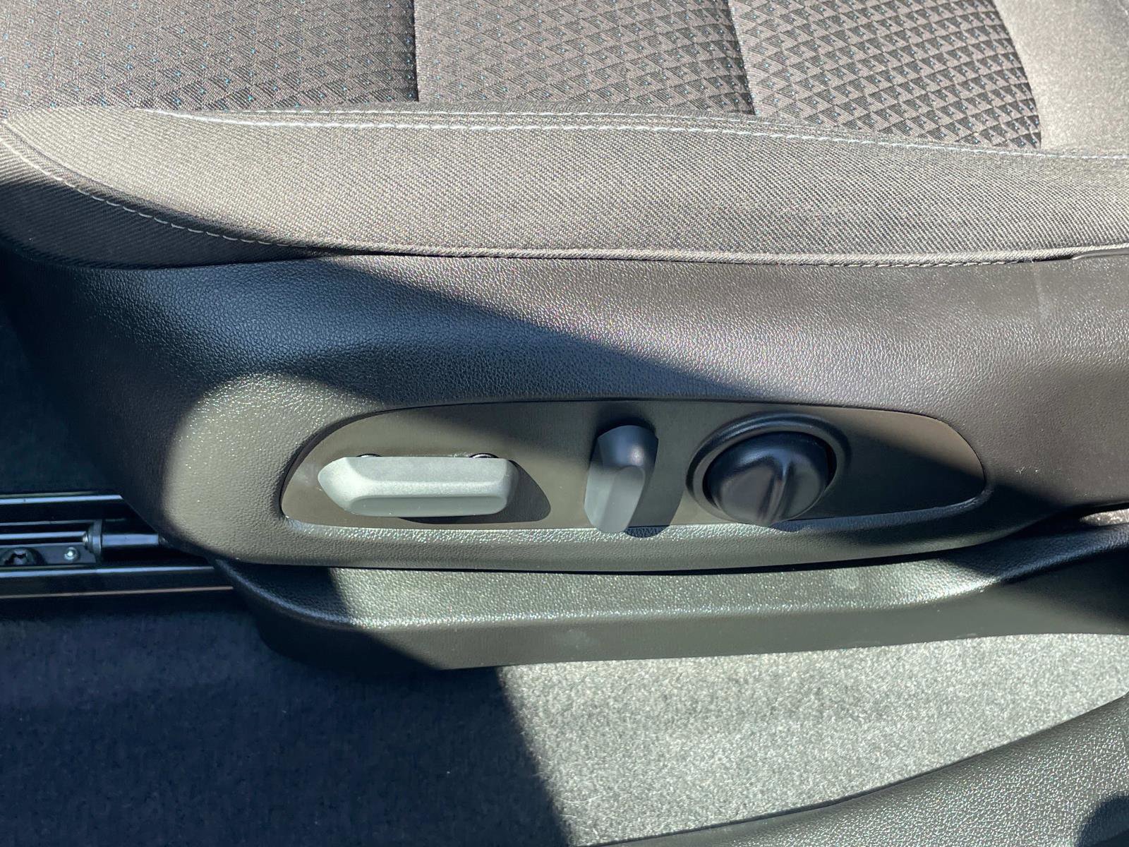 2022 Chevrolet Bolt EUV photo 20
