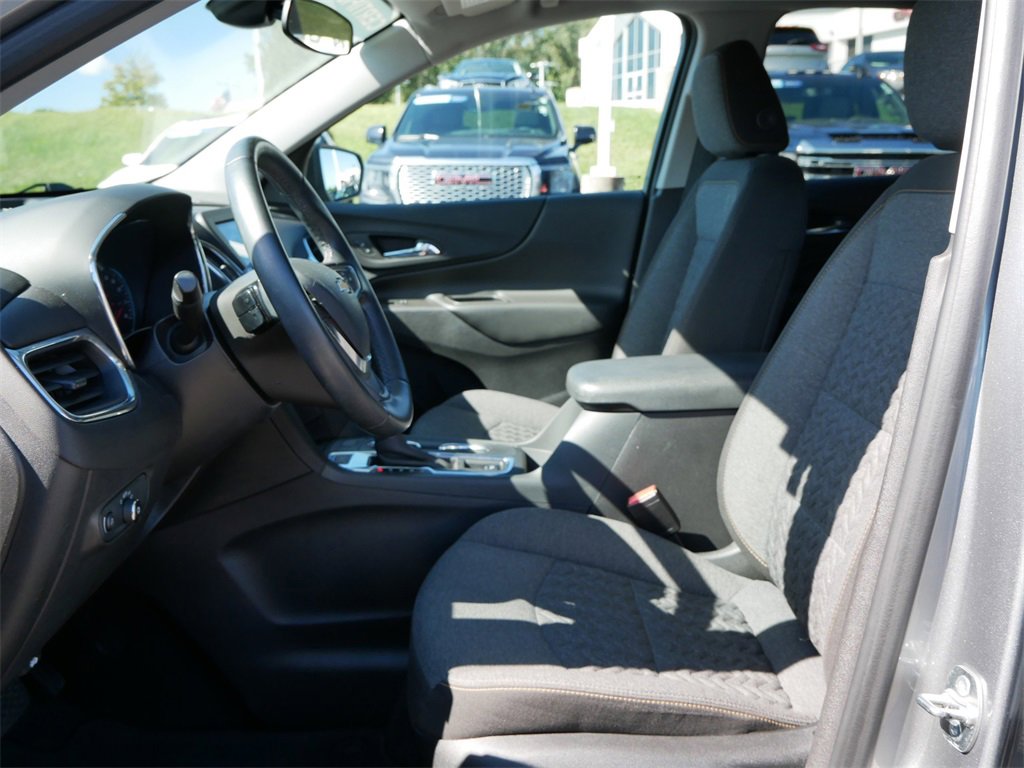 2024 Chevrolet Equinox LT photo 10