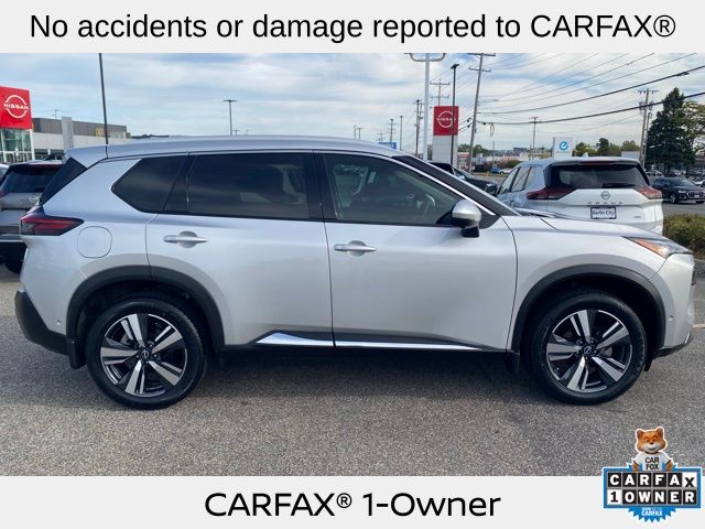 2023 Nissan Rogue SL photo 2