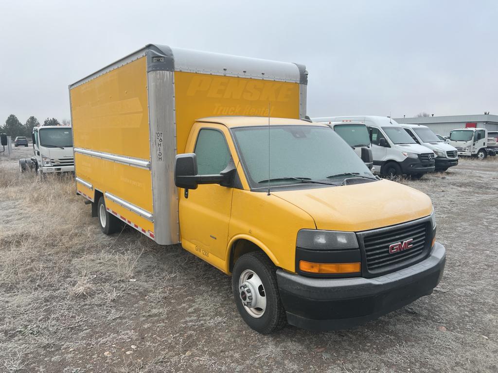 2019 Gmc Savana Cutaway 3500 photo 2