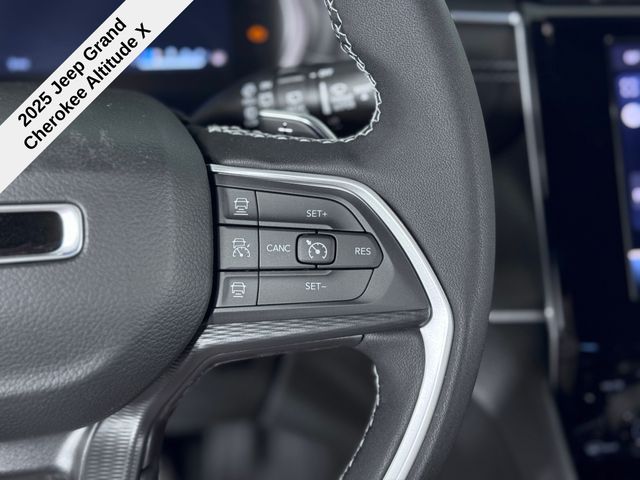 2025 Jeep Grand Cherokee Altitude X photo 28