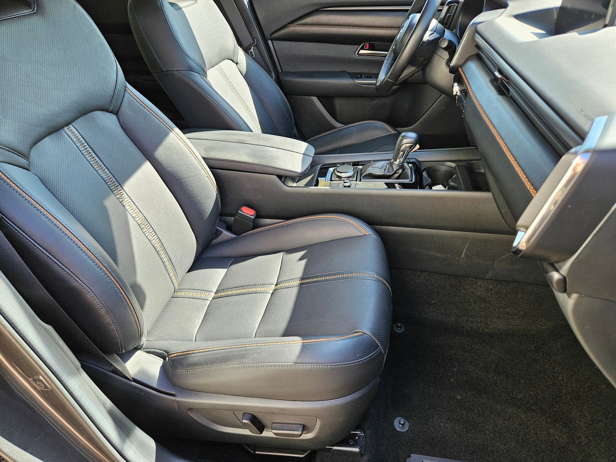 2024 Mazda CX-50 2.5 Premium Plus photo 17