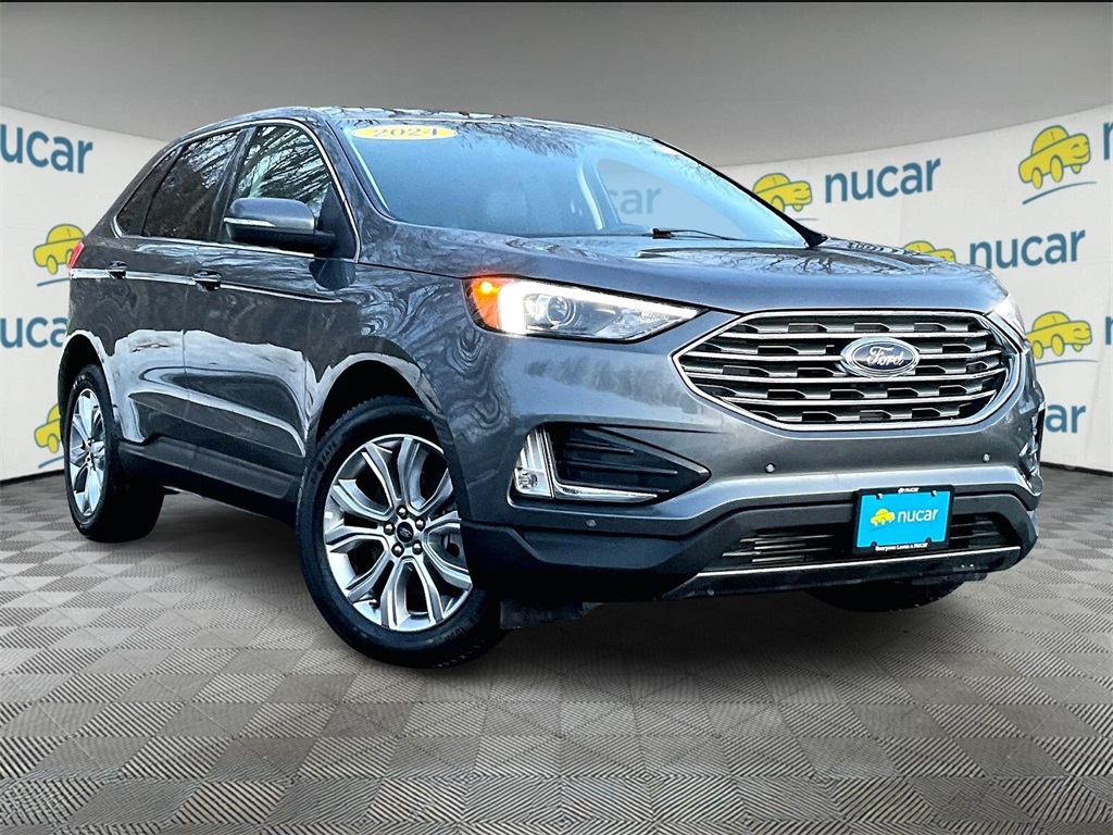 2024 Ford Edge Titanium's photo