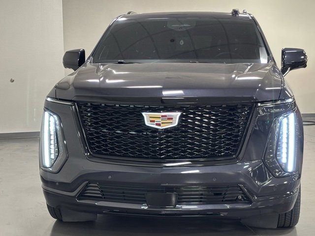 2025 Cadillac Escalade Sport Platinum photo 2