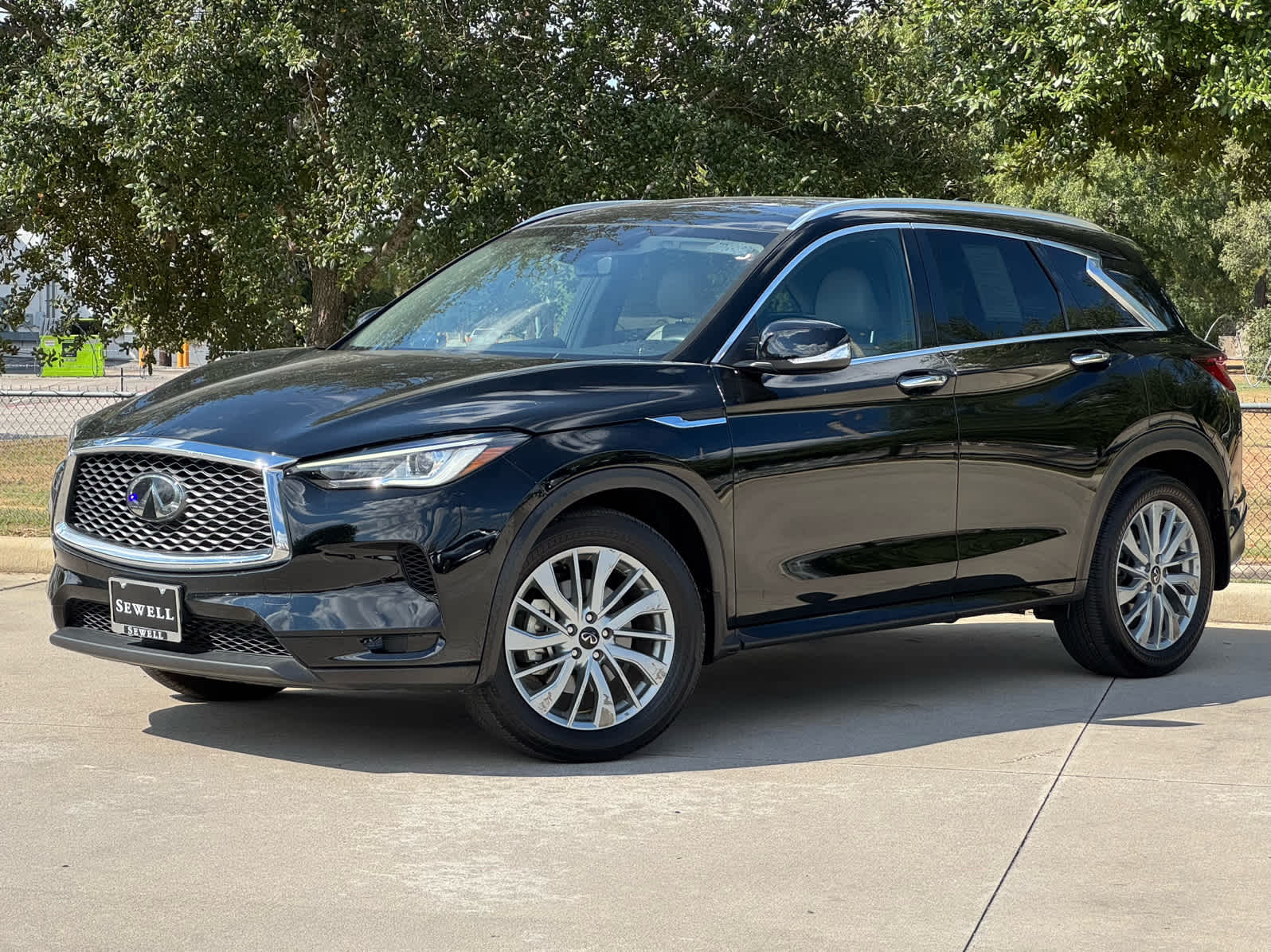 2024 INFINITI QX50 Luxe's photo