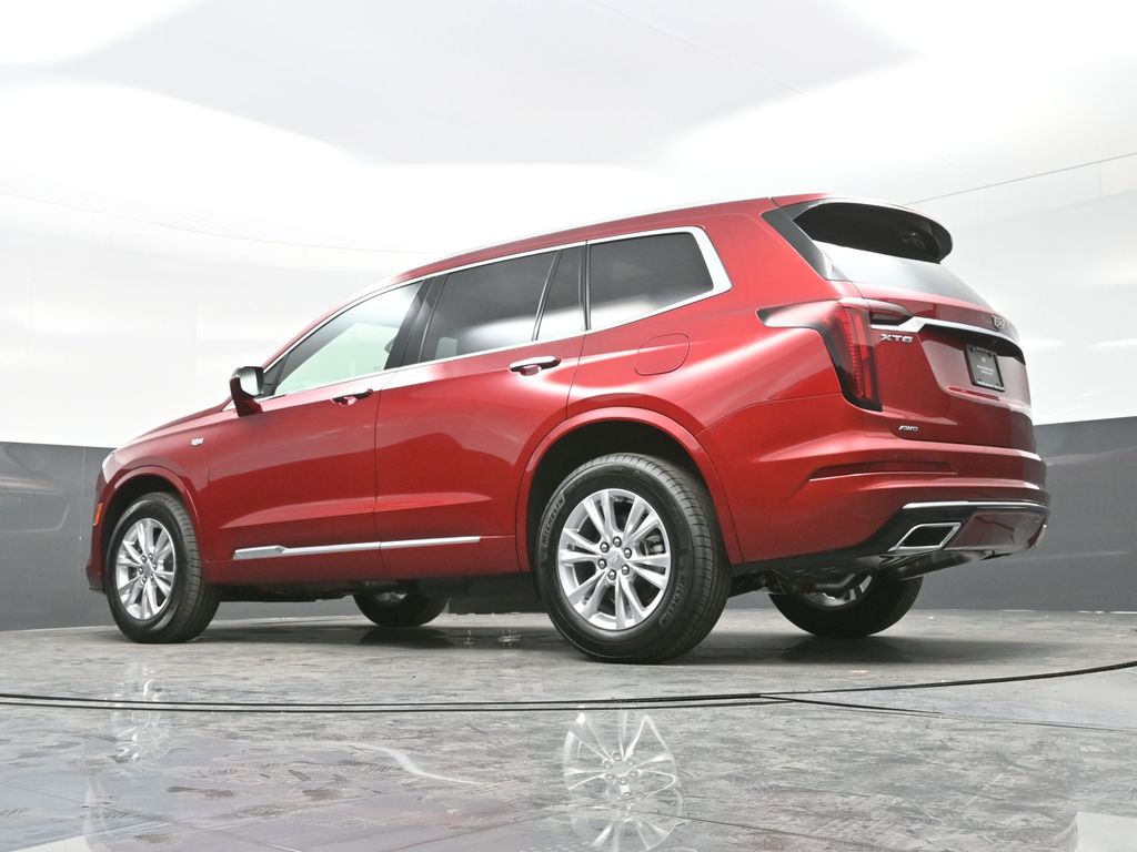 2025 Cadillac XT6 Luxury photo 23