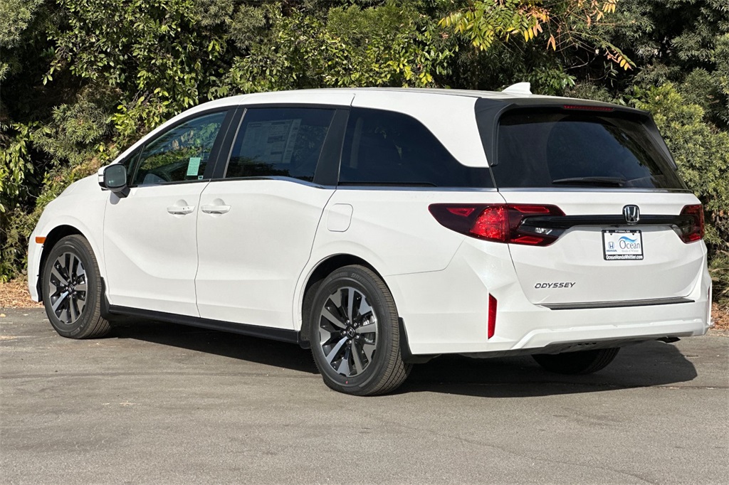 2025 Honda Odyssey EX-L photo 5