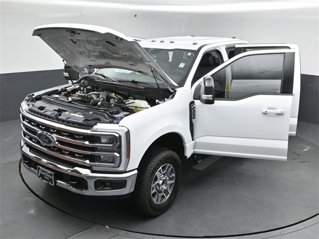 2025 FORD F-250 - Image 54