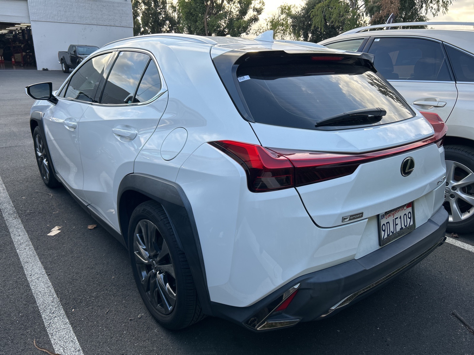 2019 Lexus UX 200 F SPORT photo 4