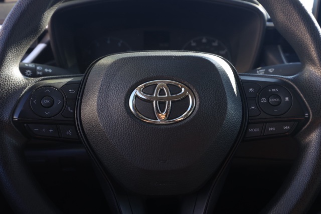 2023 Toyota Corolla LE photo 22