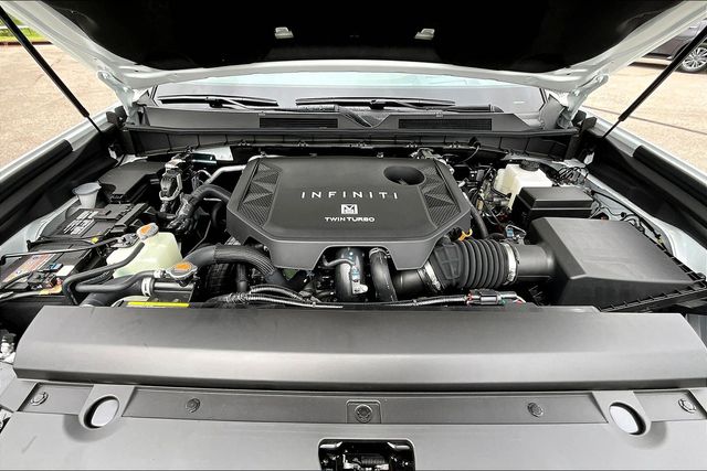 2026 Infiniti QX80 Sensory photo 10