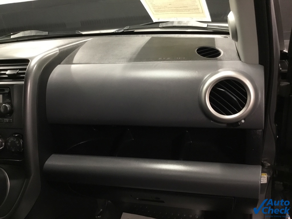 2005 Honda Element EX photo 28