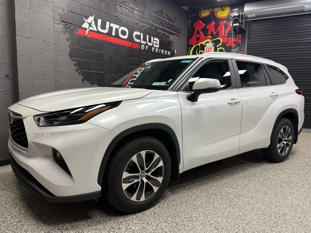 2023 Toyota Highlander Limited Platinum XLE XSE photo 3