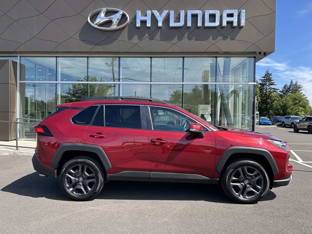 2022 Toyota RAV4 Adventure photo 3