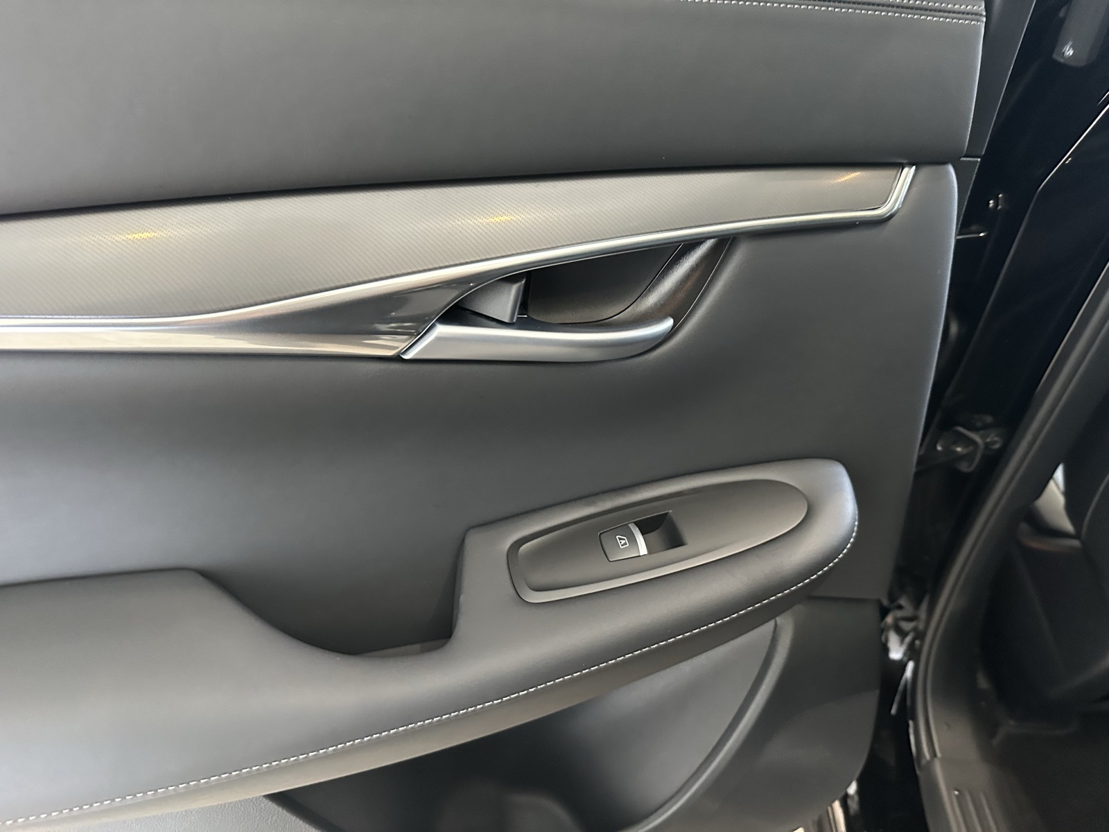 2025 Infiniti QX50 Luxe AWD photo 25