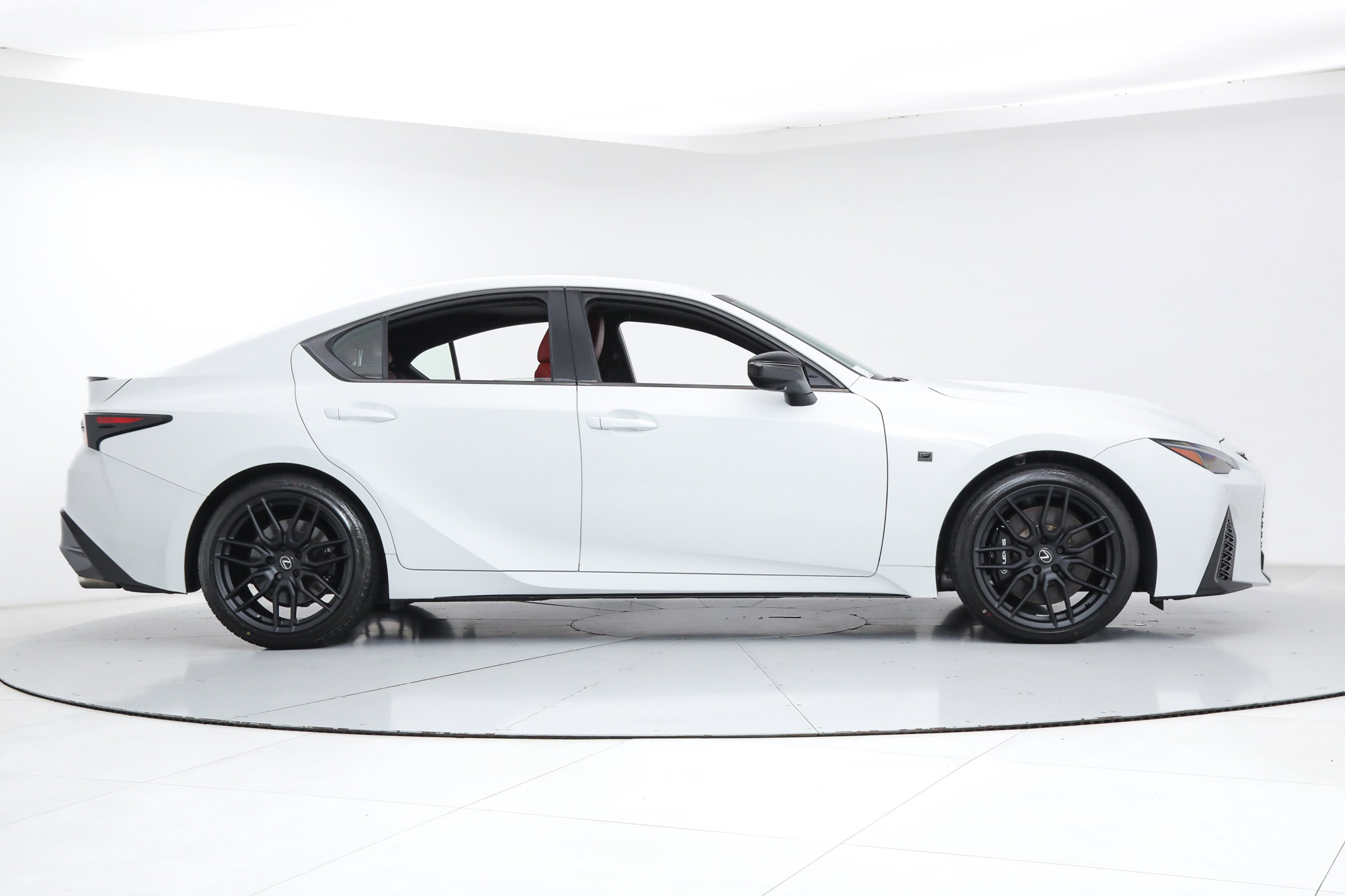 2024 Lexus IS 500 F SPORT Performance photo 5