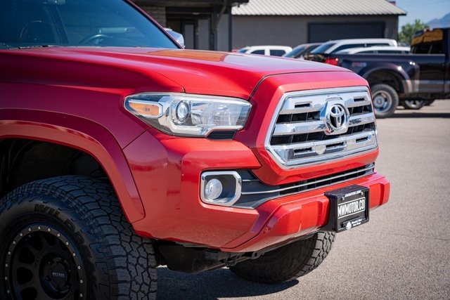 2017 Toyota Tacoma Limited photo 4