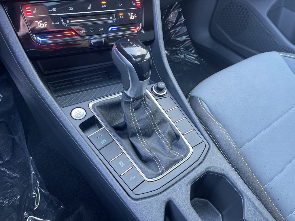 2025 Volkswagen Jetta 1.5T SE photo 10