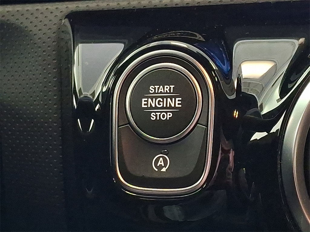 2025 Mercedes Benz CLA 250 4MATIC photo 17