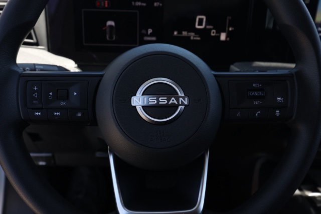 2026 Nissan Kicks SV photo 22
