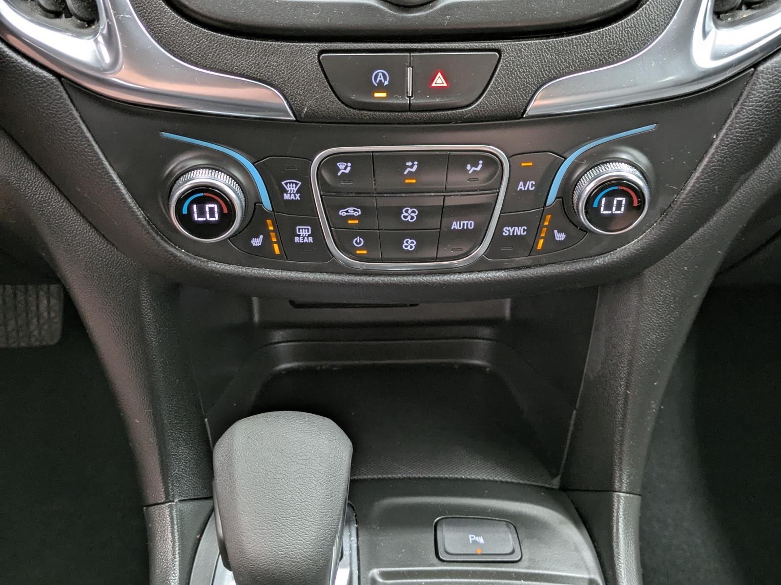 2022 Chevrolet Equinox LT photo 24