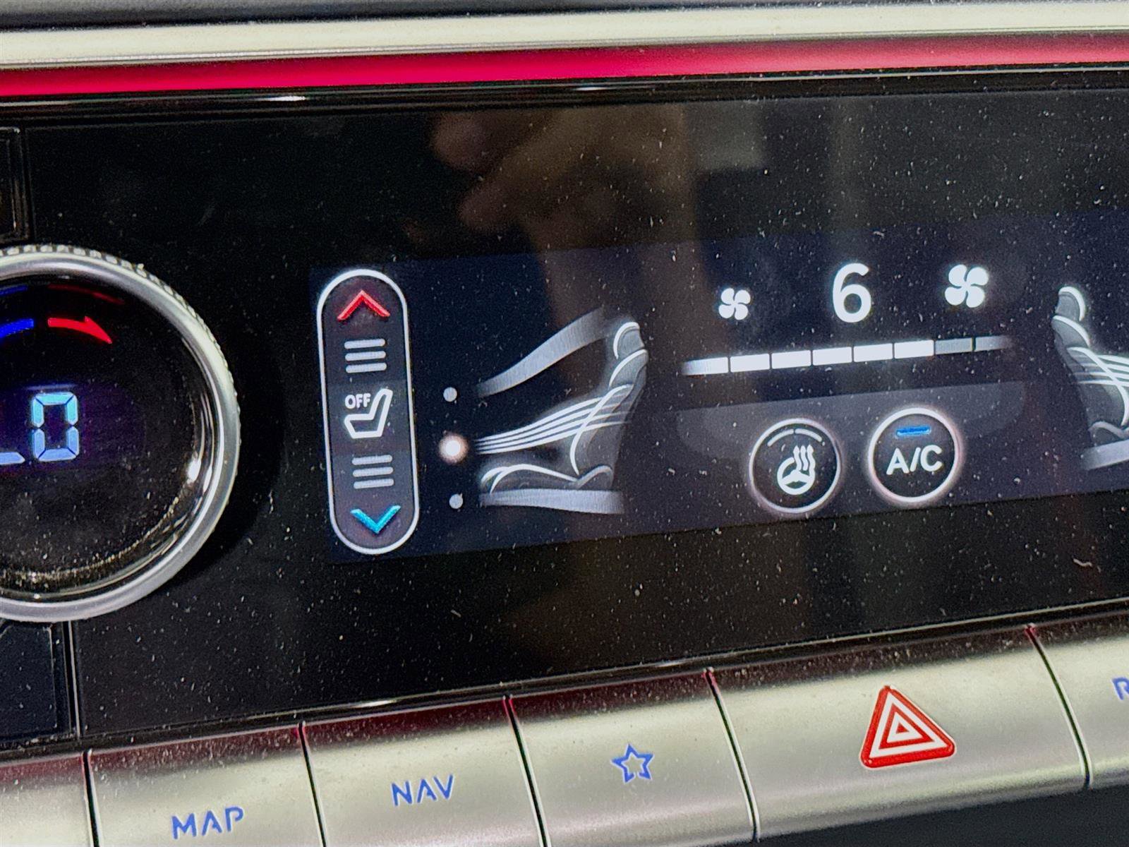 2022 Genesis GV70 3.5T Sport Prestige photo 22