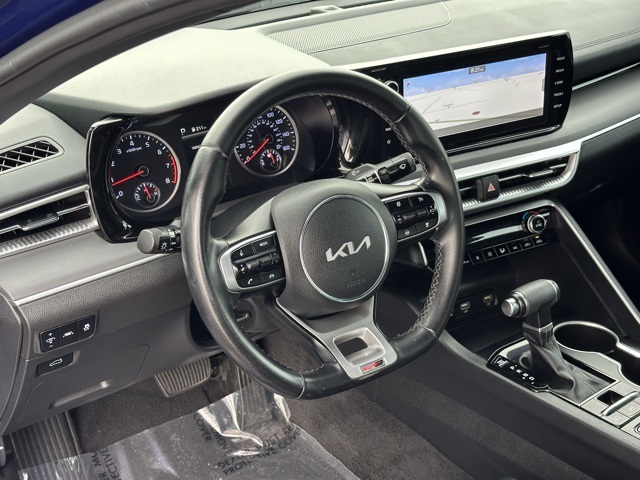 2022 Kia K5 GT-Line photo 11