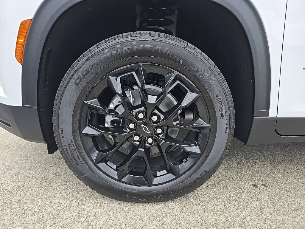 2025 Chevrolet Traverse photo 33