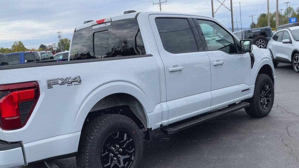 2025 Ford F-150 XLT photo 3