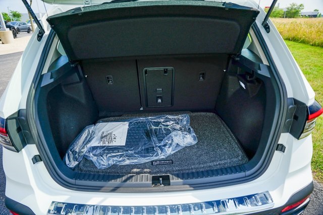 2025 Volkswagen Taos S photo 25