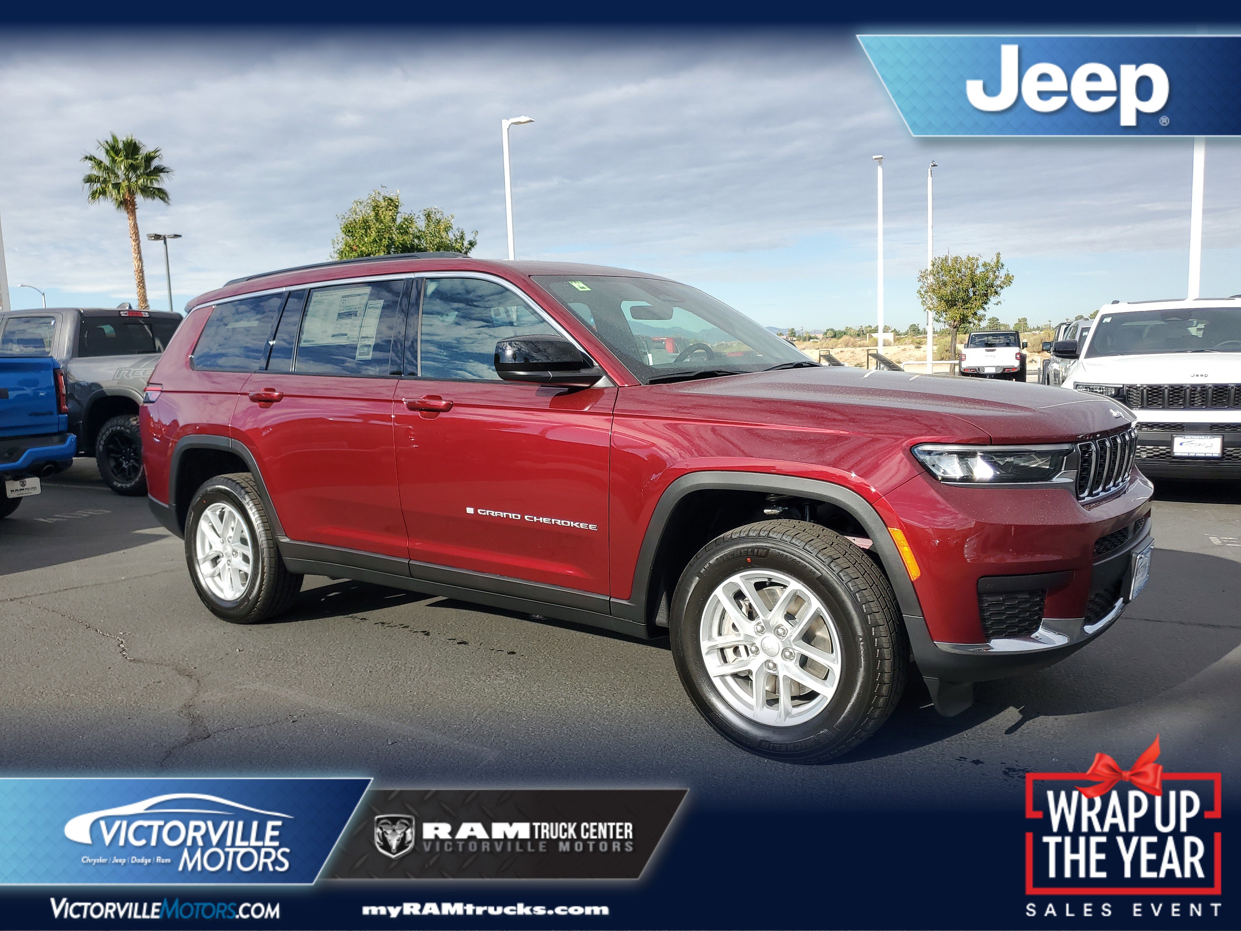 2025 Jeep Grand Cherokee L Laredo's photo
