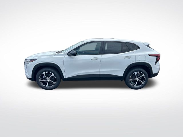 2025 Chevrolet Trax photo 2
