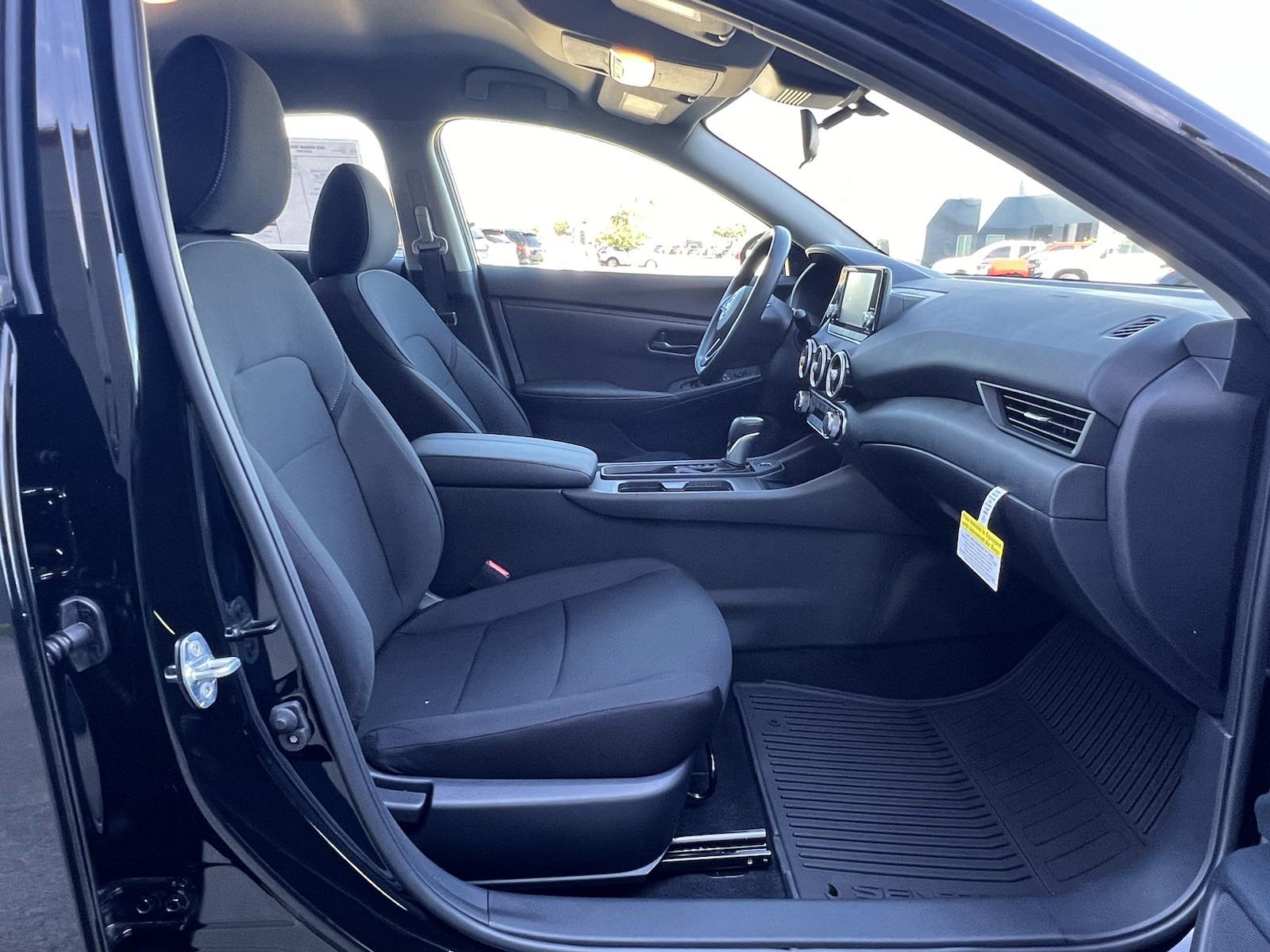 2025 Nissan Sentra S photo 25