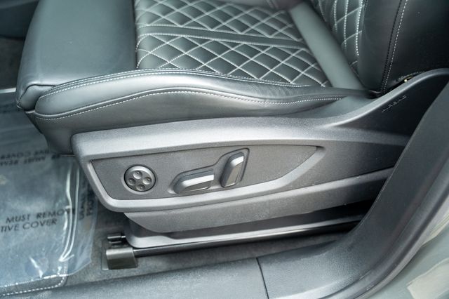2024 Audi SQ5 Premium Plus photo 25