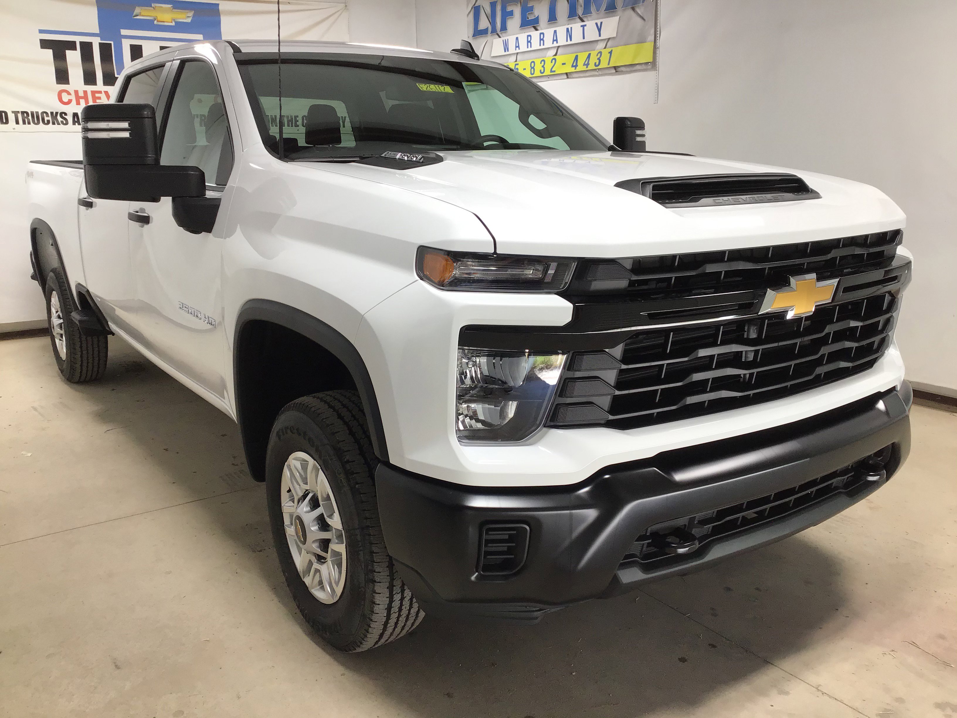 2026 Chevrolet Silverado 2500HD Work Truck's photo